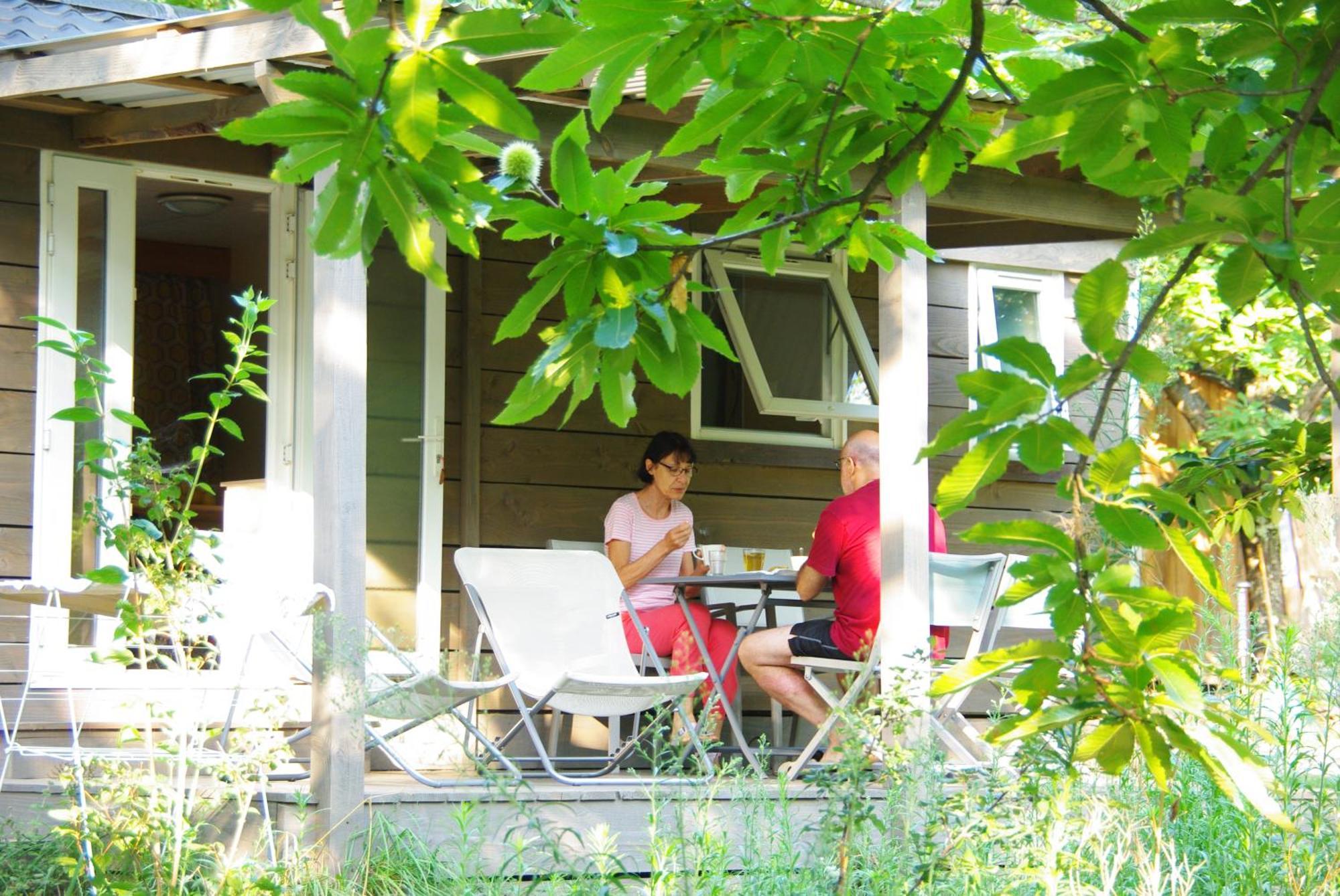 Camping La Châtaigneraie Gravieres Exterior foto